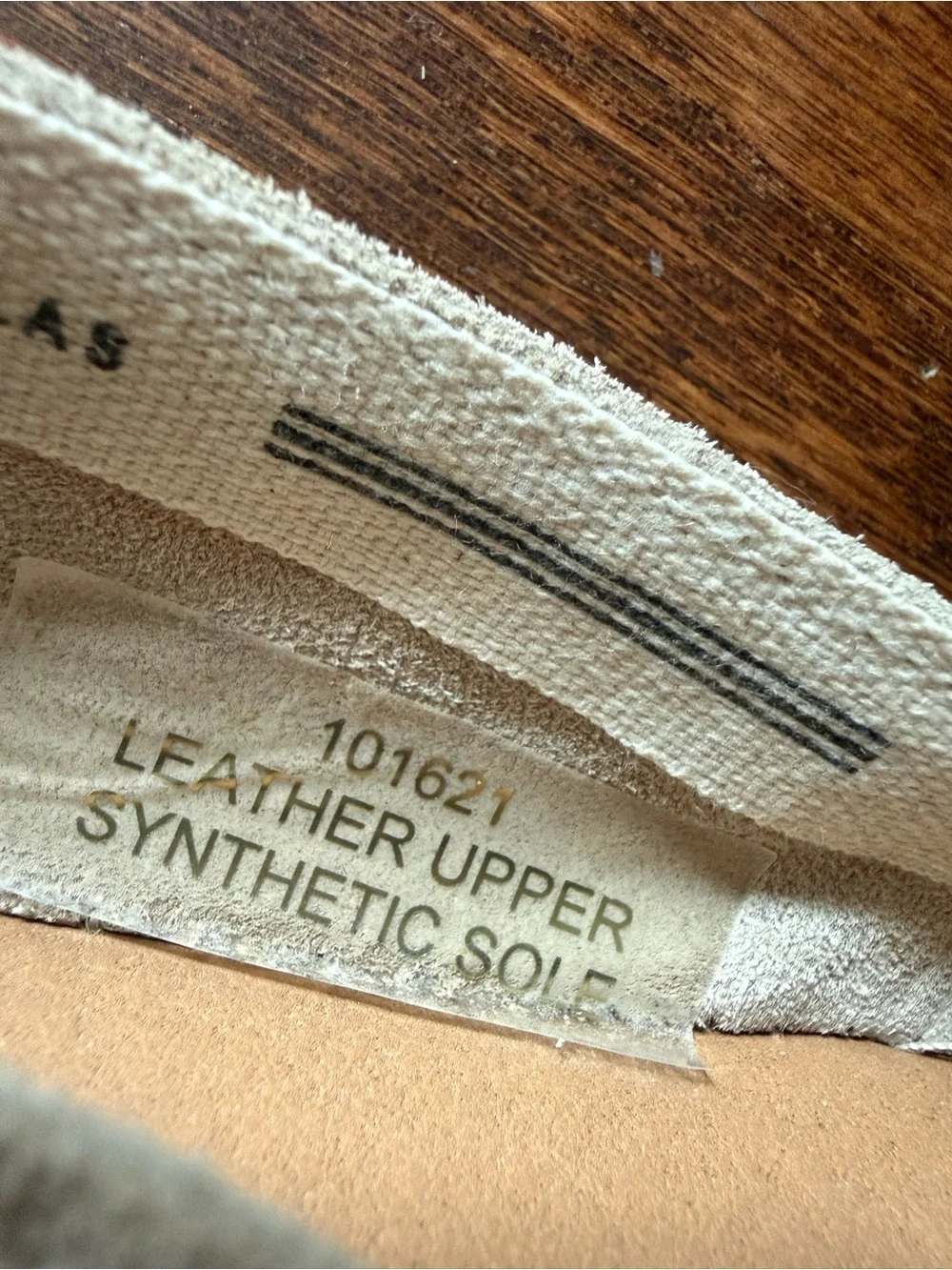 Fabiolas Beige Embroidered Floral Espadrilles size 40 New w/o Box